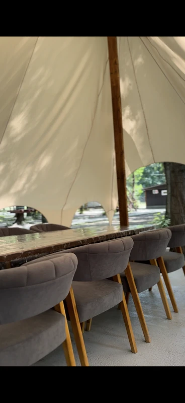 Столы под шатром 2